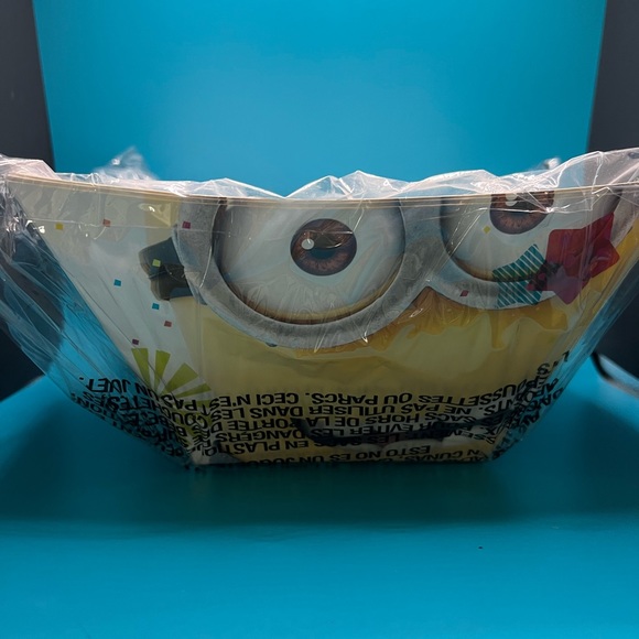 Despicable Me Party Kit - Picture 7 of 10